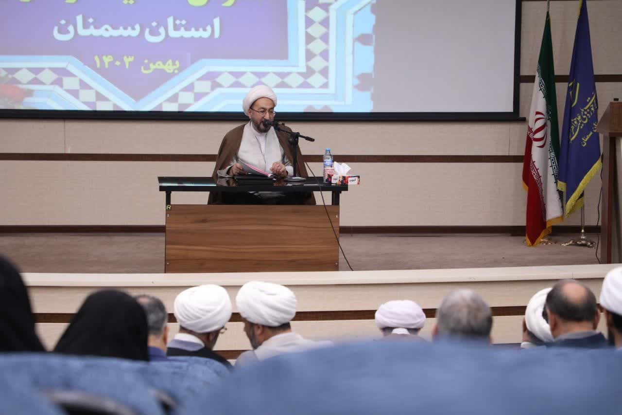 دشمن از هر چیزی علیه ملت ایران، اسلحه میسازد