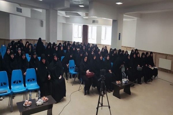 نشاط درونی با برقراری ارتباط با خدا حاصل میشود