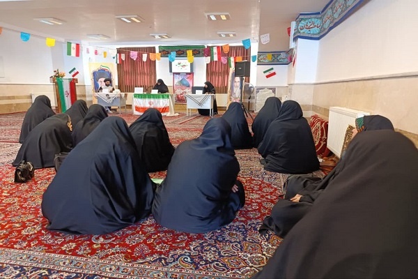 آزادی تفکر، قلم و بیان از اهداف انقلاب اسلامی است