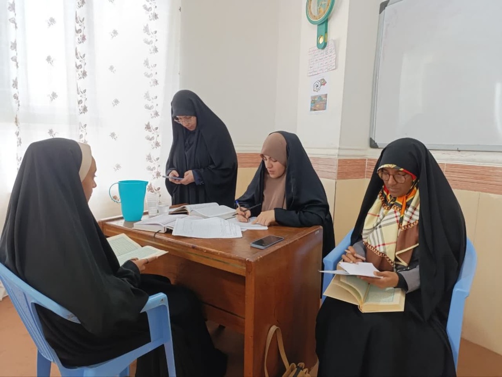 برگزاری چهل و سومین دوره مسابقات قرآن، عترت و نماز در مدرسه علمیه شهرستان قشم