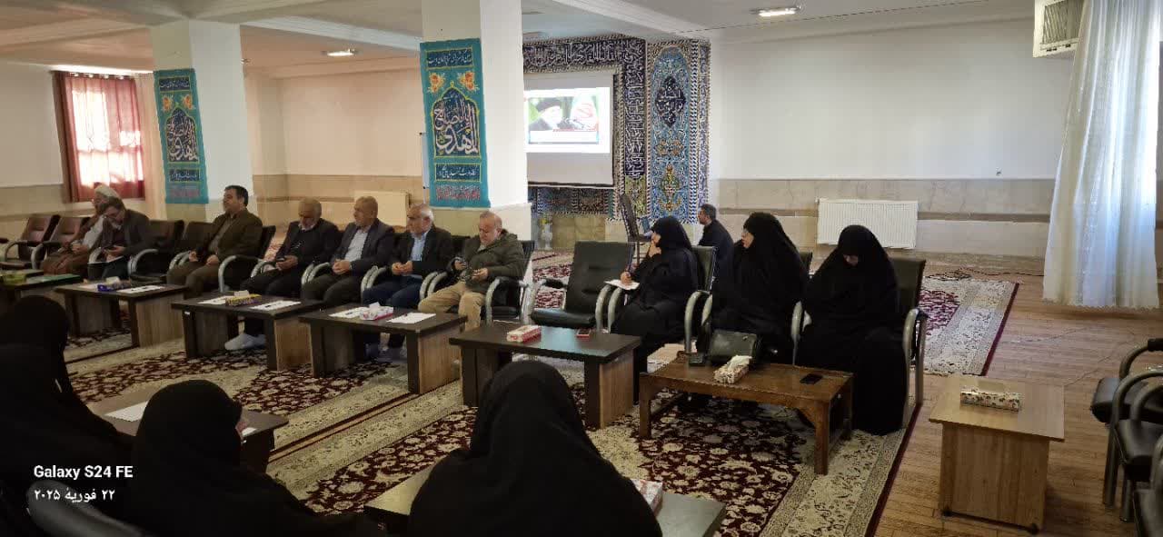 هدف حوزههای علمیه خواهران، تربیت طلاب مجتهده و نظریهپرداز است