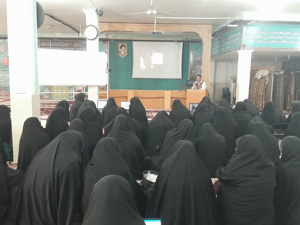 برگزاری کارگاههای هوش مصنوعی در مدارس علمیه خواهران استان یزد