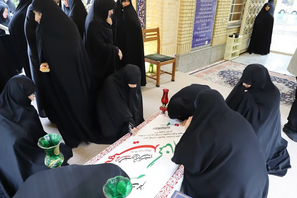 تمشیت حوزههای علمیه خواهران بر مبنای آموزههای دینی استوار است