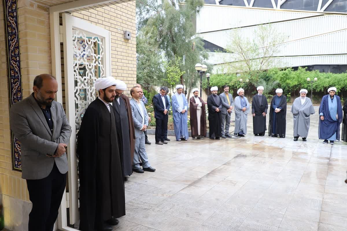 تمشیت حوزههای علمیه خواهران بر مبنای آموزههای دینی استوار است