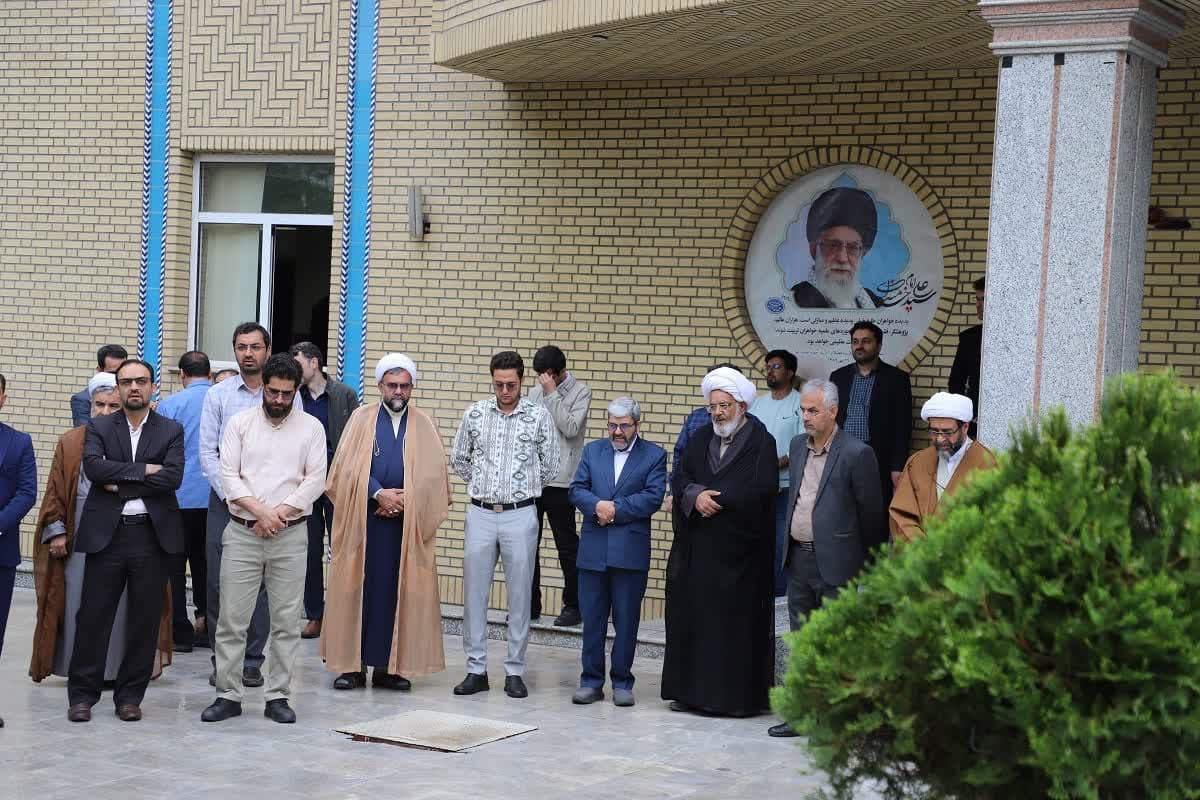 تمشیت حوزههای علمیه خواهران بر مبنای آموزههای دینی استوار است