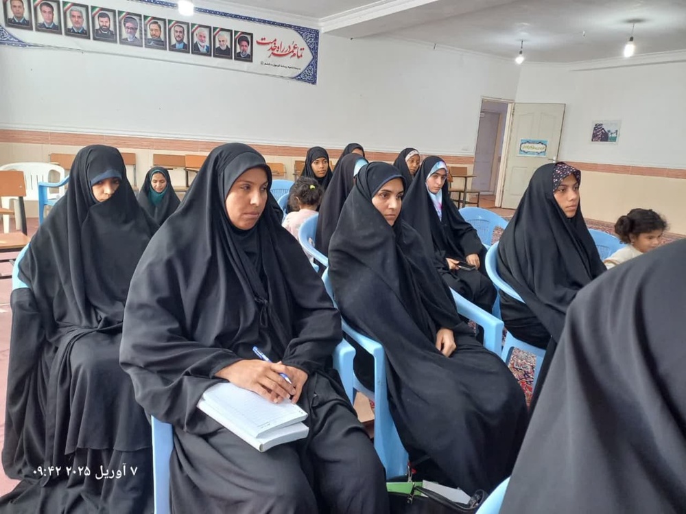 برگزاری اولین کارگاه تحکیم خانواده با محوریت «زن و مهارتهای زندگی»