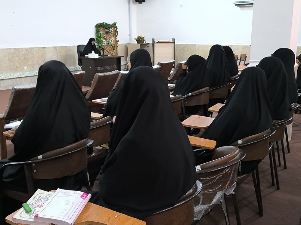 محاسبه نفس چراغ راهی برای رسیدن به کمال و تعالی است