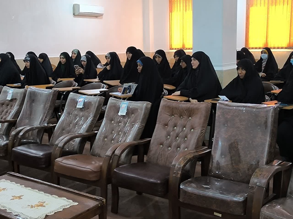 محاسبه نفس چراغ راهی برای رسیدن به کمال و تعالی است