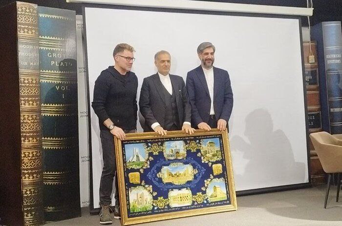 واقعیت سردار ایرانی برای جوانان روسیهای روایت شد ـ نویسنده روس