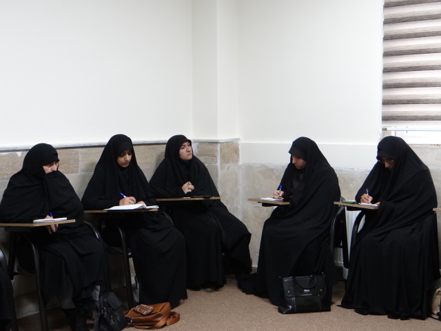 تجلیل از برترینهای پژوهشی گلستان