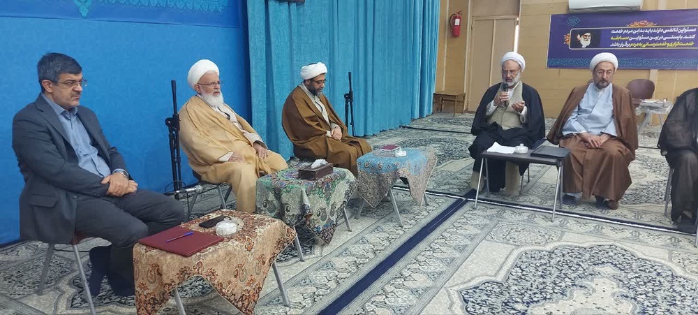 دیدار مدیر حوزه‌های علمیه خواهران کشور با آیت‌الله ناصری 