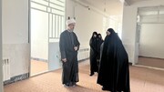 بررسی میدانی مسائل مدرسه علمیه الزهرا(س) مهریز با حضور معاون فرهنگی حوزه‌های خواهران