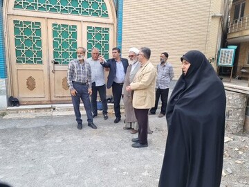تصاویر/ بازدید امام جمعه، شهردار و خیرین از مدرسه‌ معصومیه تفرش