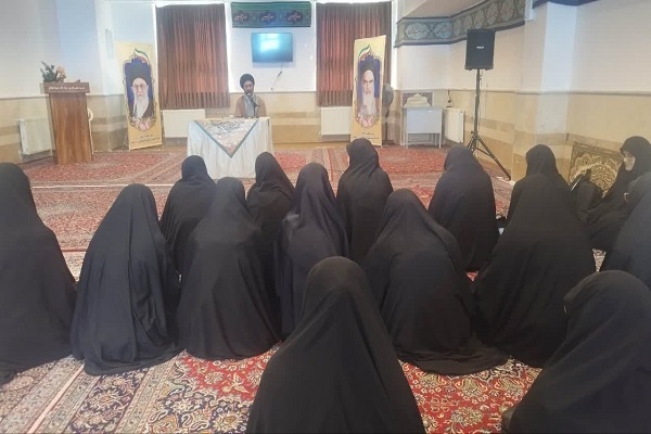 کلام امام صادق(ع) چراغ هدایت برای رهایی از شبهات امروزی است