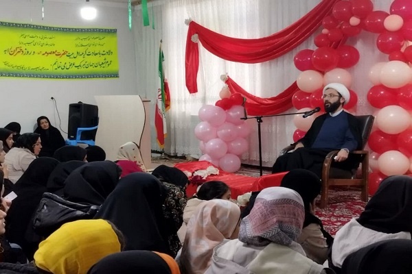 تربیت مبتنی بر آموزههای دینی به تضعیف تهاجم فرهنگی میانجامد