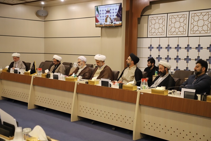 تعلیم و تربیت، پایه و اساس هویت طلبگی را تشکیل میدهد