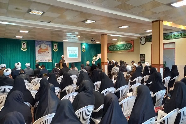 ترسیم افقهای بلند آینده در تربیت نسل جدید بر عهده اساتید حوزه است