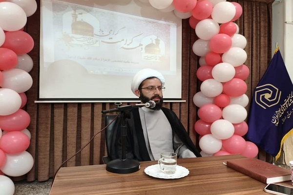 بانوان طلبه با تسلط بر تحولات فکری نقش هدایتگریشان را ایفا کنند