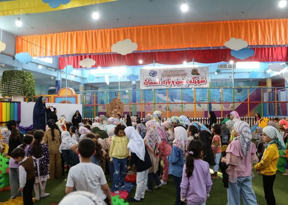 برگزاری پنجمین رویداد «ریحانهشو» با حضور ۶۰۰ مادر و دختر یزدی