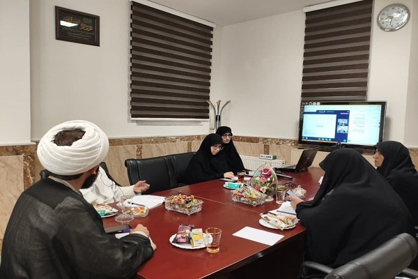 برگزاری هم‌اندیشی «انتشار نشریه» در مدرسه علمیه الزهرا(س) اردبیل