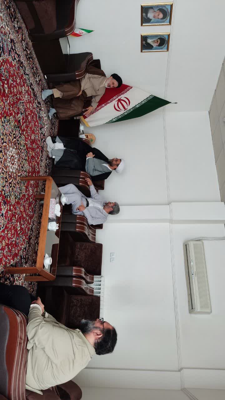 خدمات حوزه‌های علمیه خواهران به جامعه و دولت تبیین شود/ حوزه‌های علمیه بازوی کمکی دولت است