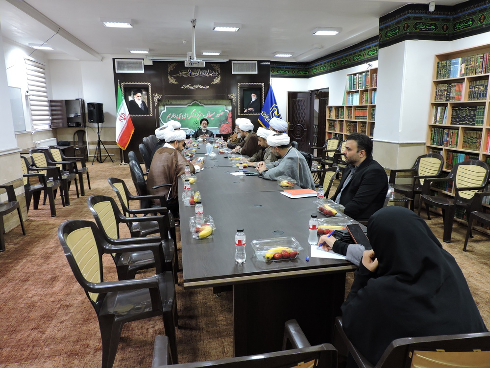 یکی از کهنترین دستگاههای مردمنهاد ایران دستگاه روحانیت است