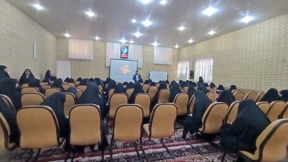 برگزاری کارگاه خبرنویسی ویژه طلاب مدارس علمیه خواهران هرمزگان