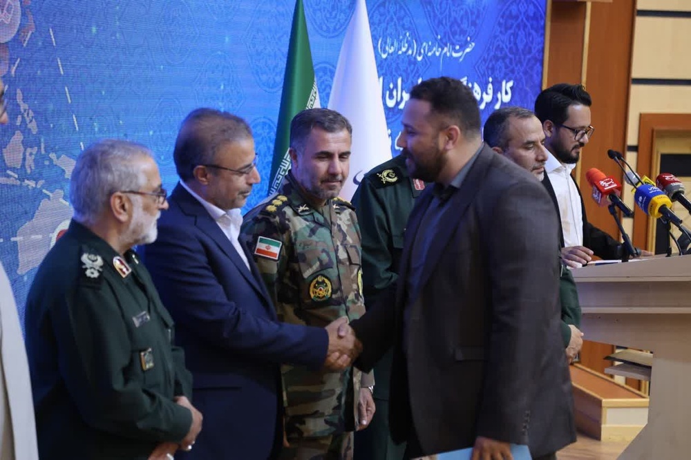 امید آفرینی باید در کلام و عمل برای مردم مشهود باشد