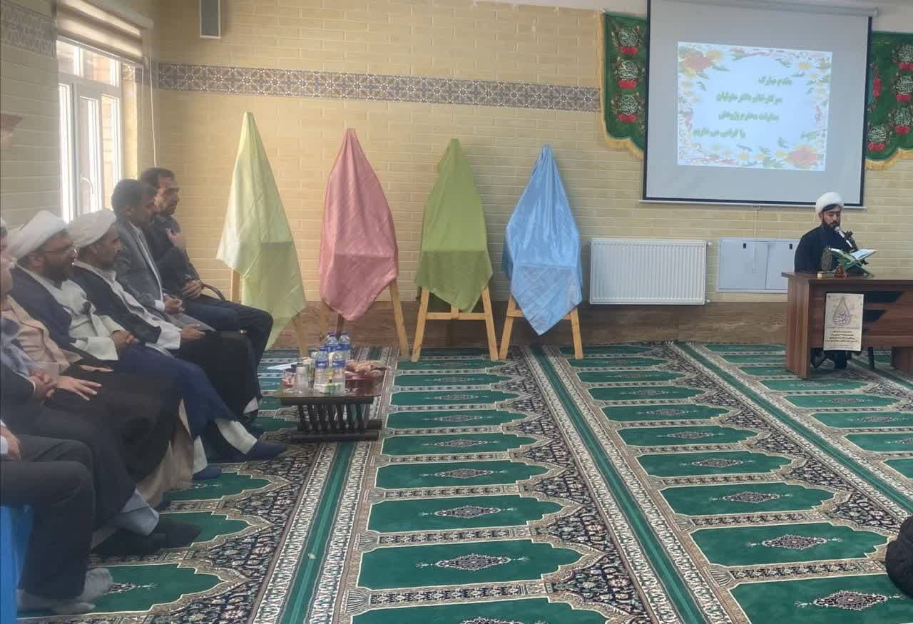 تنظیم راهبردی و مدیریت جامع حوزه‌های خواهران مطابق با منشور رهبری وظیفه عینی است