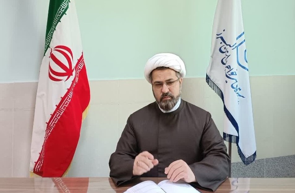 حوزه‌های علمیه گام به گام با تحولات و پیشرفت های جامعه حرکت کنند/ ساختار حوزه باید انسان‌ساز باشد