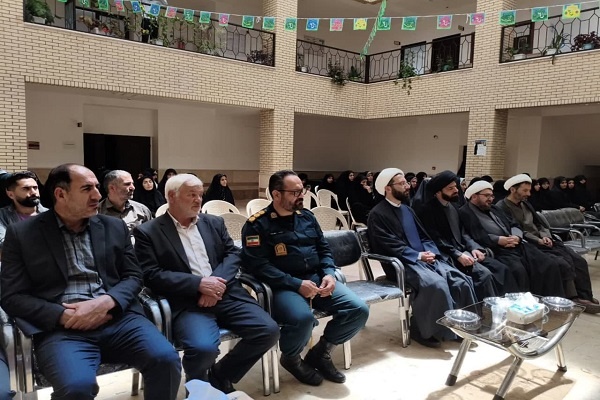 تهذیب نفس اولویت مدیران مجامع علمی و فرهنگی باشد