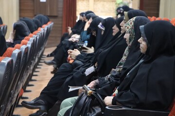 گردهمایی طلاب اهل قلم مدارس علمیه خواهران استان اصفهان در قاب تصویر