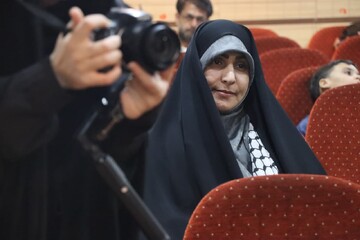 گردهمایی طلاب اهل قلم مدارس علمیه خواهران استان اصفهان در قاب تصویر