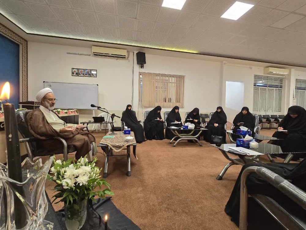 تأکید مدیر حوزه علمیه خواهران یزد بر جهاد تبیین و مقاومت در برابر تهاجم دشمن