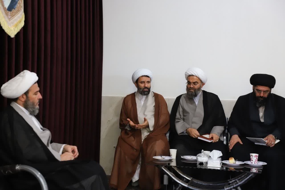 سفر مدیر حوزههای علمیه خواهران استان کردستان به بیجار؛ تأکید بر انسجام ملی و نقش طلاب در شرایط کنونی