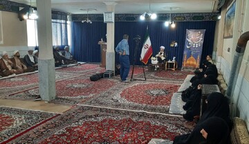 تصاویر/ مراسم تکریم و معارفه مدیر جدید حوزه علمیه خواهران استان مرکزی