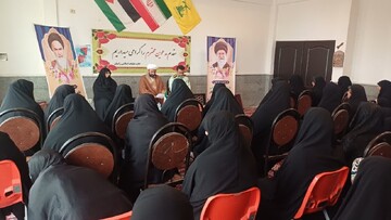 مبلغان زمینه آرامش را در خانواده و جامعه فراهم کنند