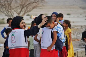 وقتی «مدیریت زنانه» به داد کشور رسید/ زنان و مادران؛ پیشتازان مقاومت