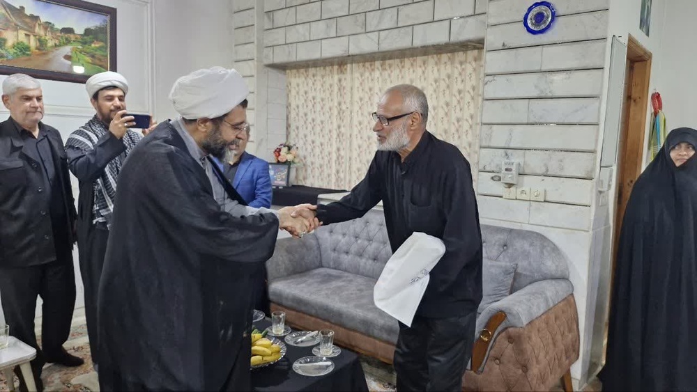 درد امروز بشریت جدا شدن از خداست/ محرم فرصت مناسبی برای تبیین واقعیات