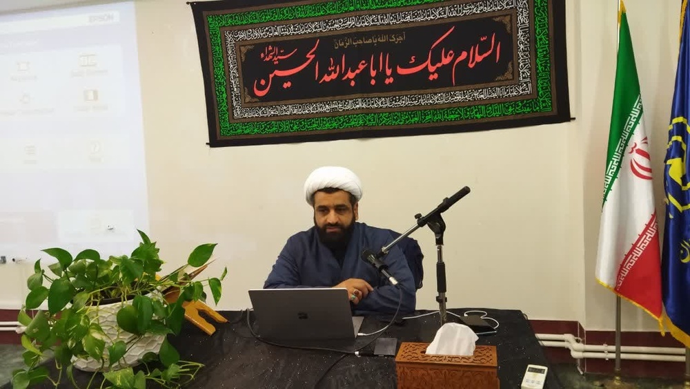 پشتوانه مردمی؛ کلید ماندگاری و اقتدار رهبری در نظام اسلامی است