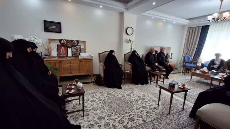 دیدار با خانواده شهدای طلبه جنگ 12 روزه