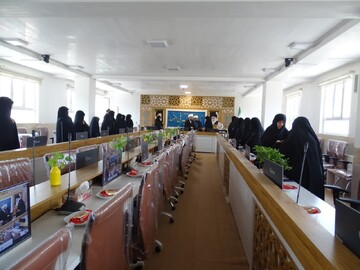 آیین سنگر‌سپاری معاون فرهنگی حوزه علمیه خواهران استان اصفهان