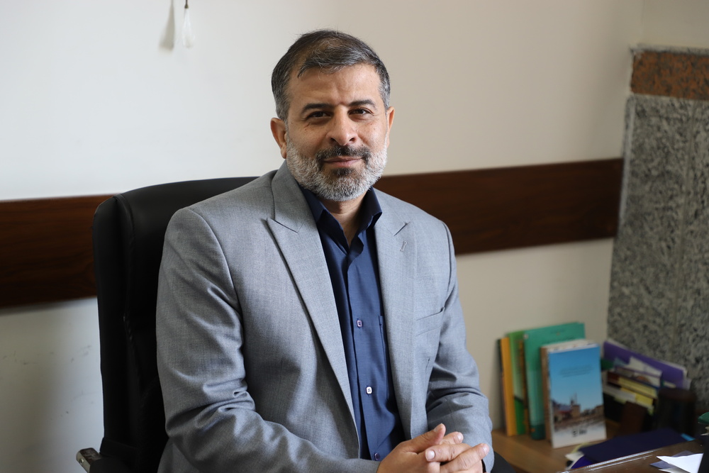 حرکت پژوهشی طلاب بر مبنای گسترش «روحیه پژوهش و تعمیق دانش» قرار گیرد