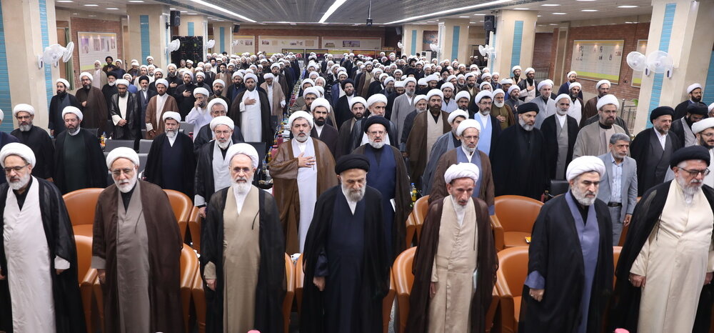 تجلیل مدیران حوزه‌های علمیه کشور از حماسه‌آفرینی ملت ایران و تأکید بر حمایت تام از نظام و رهبری معظم