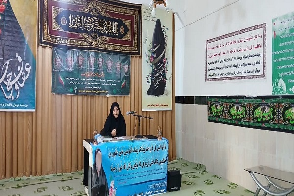 بانوان متدین ارزشهای اسلامی را در جامعه تبیین کنند