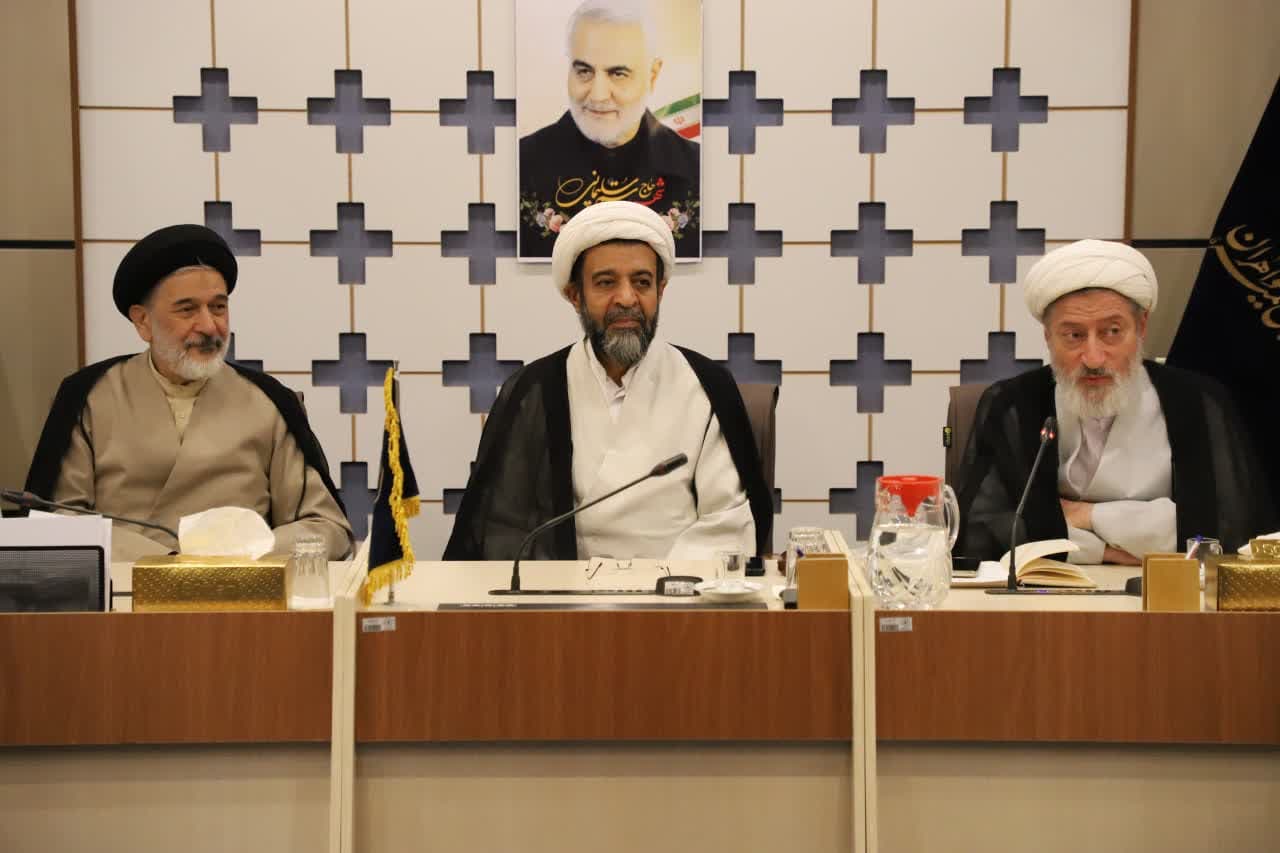 افزایش هم‌افزایی و تعاملات بین حوزه‌های علمیه خواهران و دولت