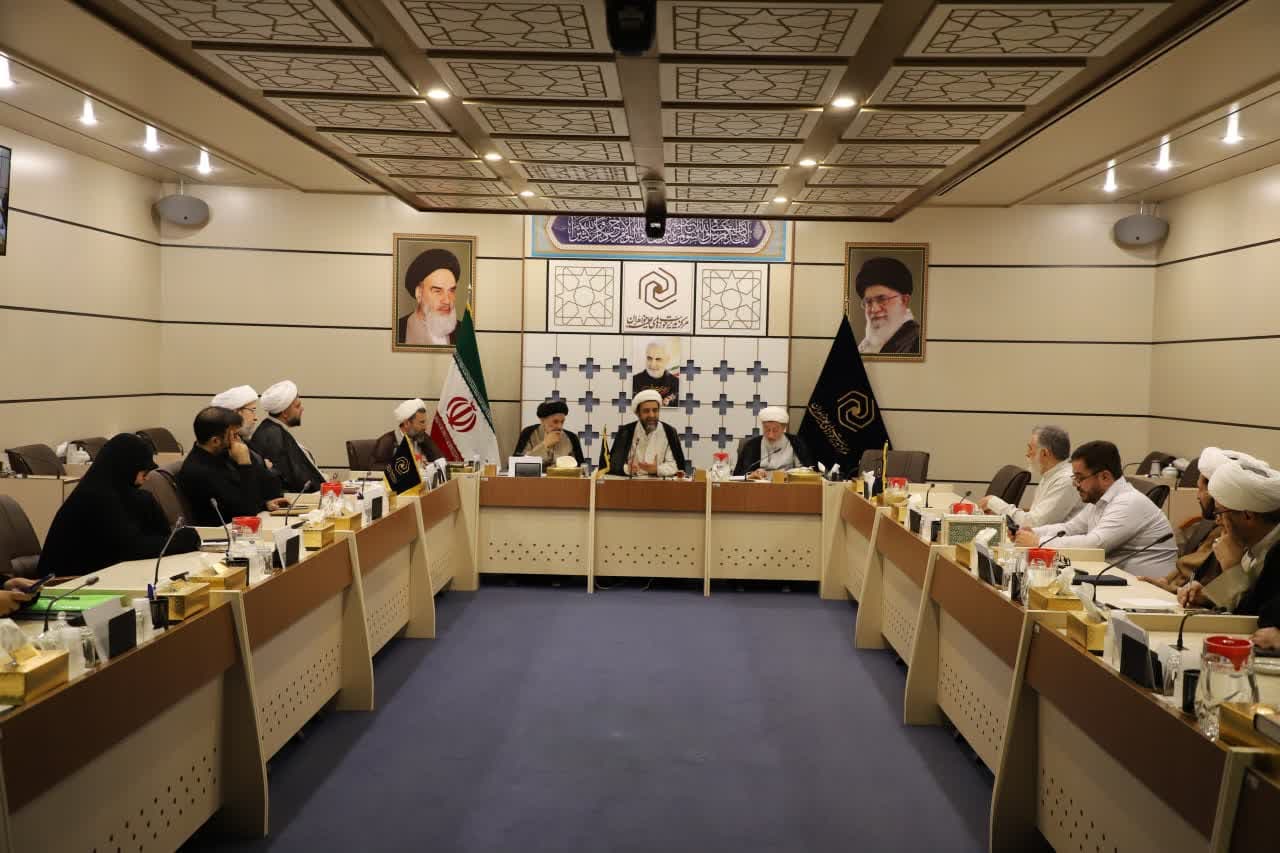 افزایش هم‌افزایی و تعاملات بین حوزه‌های علمیه خواهران و دولت