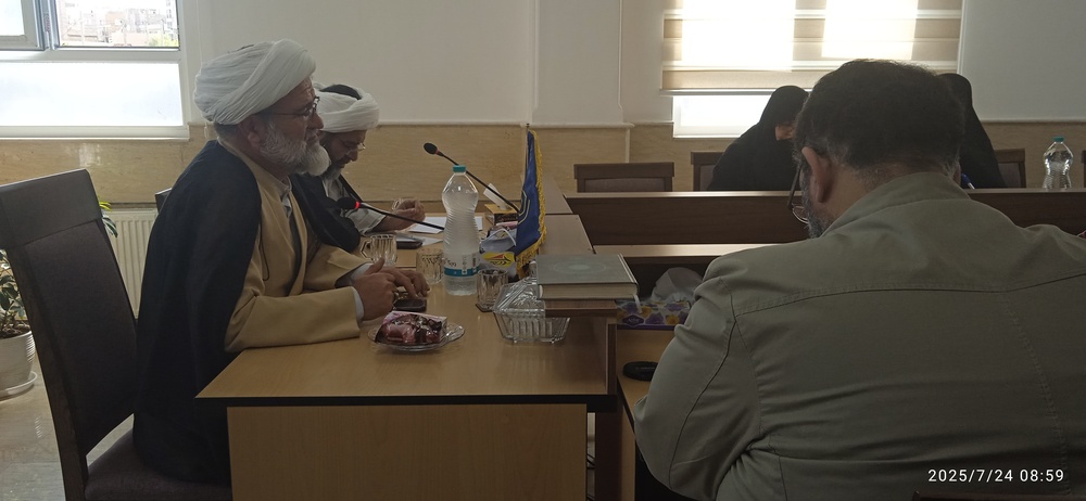 فلسفه وجودی حوزه‌های علمیه، پیاده کردن آیات در بطن زندگی مردم است