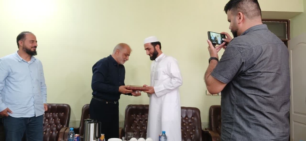 بازدید اعضای کارگروه حفظ قرآن استان هرمزگان از مجتمع دینی اهل سنت بندرعباس/ تقویت تعاملات قرآنی با جامعه اهل‌سنت