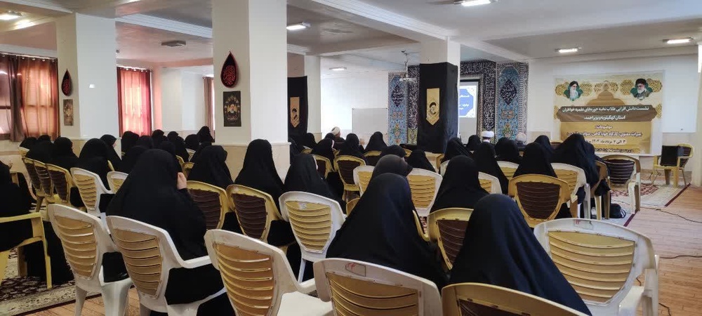 برگزاری نشست دانش افزایی «سواد رسانهای» ویژه طلاب نخبه